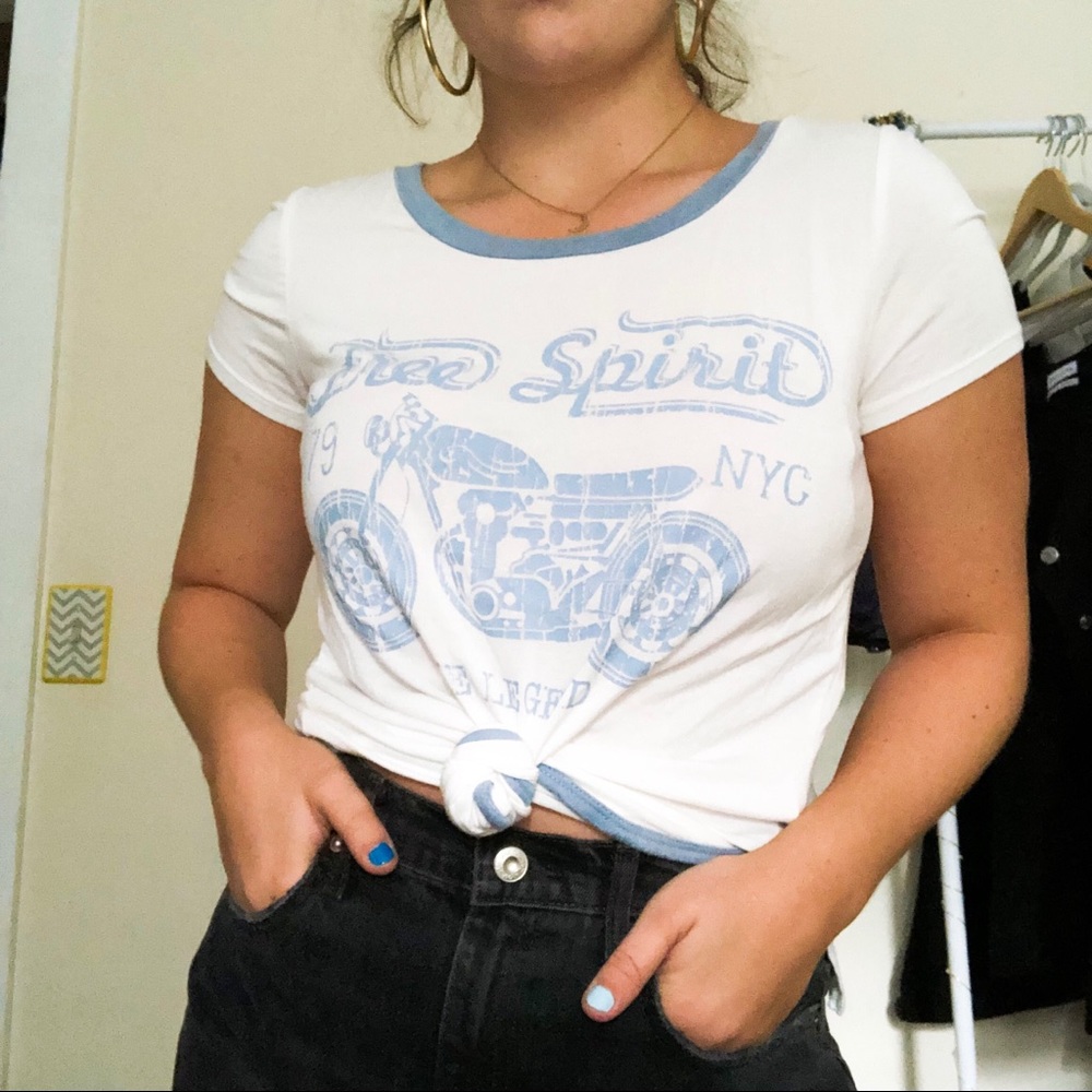 Graphic tee